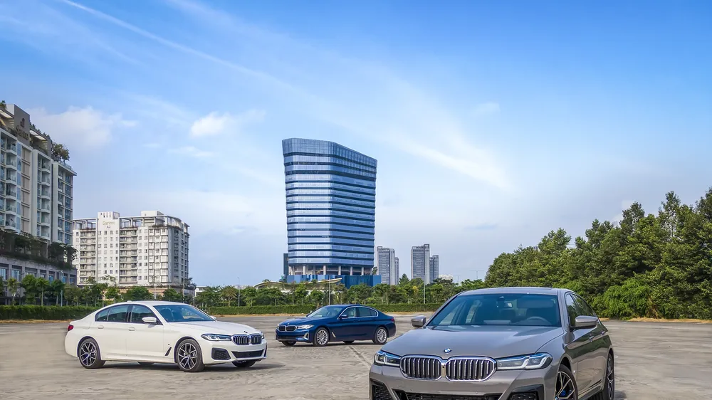 BMW 530i M Sport được ưu đãi gần 300 triệu đồng
