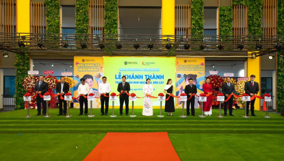 Đặng Thị Kim Oanh, Chủ tịch HĐQT Kim Oanh Group ( giữa) tại lễ cắt băng khánh thành Trường Mầm non INschool Bến Cát.