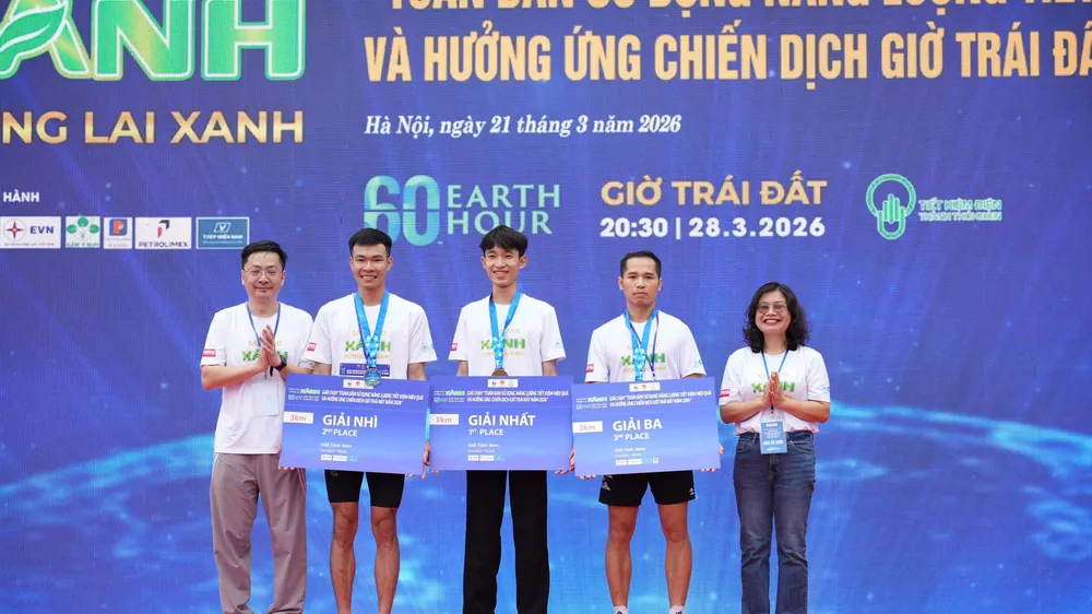 Anh Cao Văn Đạt – Công ty NĐ Mông Dương giành giải Nhì tại Giải chạy phát động “Toàn dân sử dụng năng lượng tiết kiệm hiệu quả và hưởng ứng Chiến dịch Giờ Trái đất 2026”