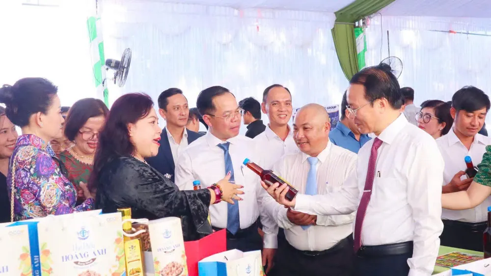 Co.opmart Đồng Xoài tạo điều kiện cho sản phẩm địa phương vào hệ thống