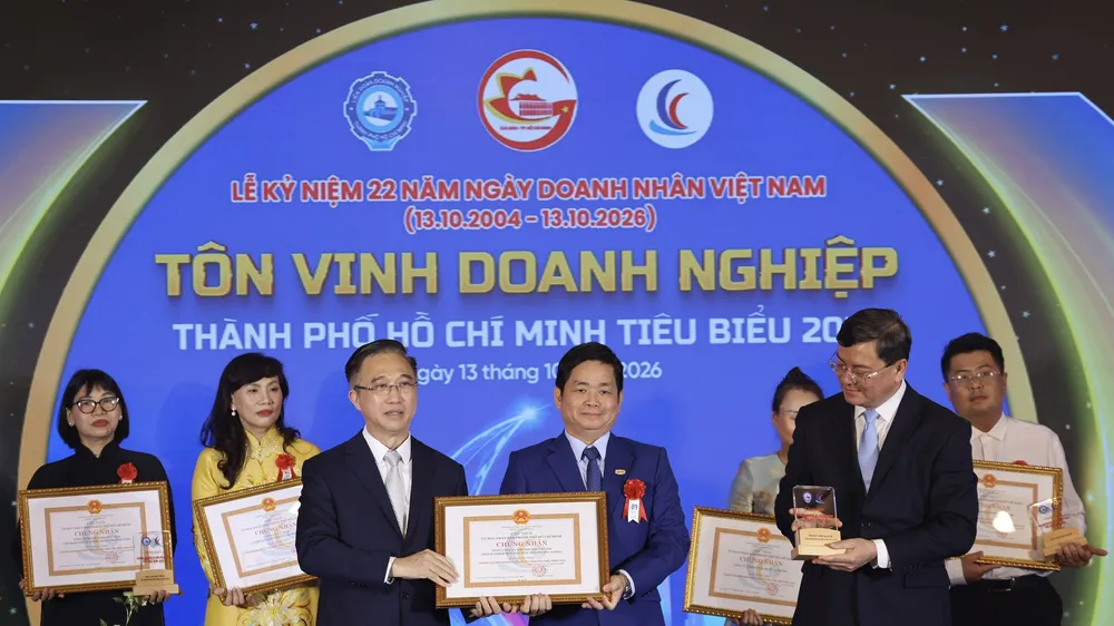 4 đơn vị thuộc SATRA được vinh danh Doanh nghiệp tiêu biểu TPHCM