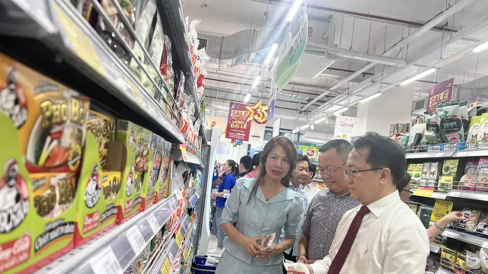 Kích Cầu, bình ổn giá để giữ đà tăng sức mua