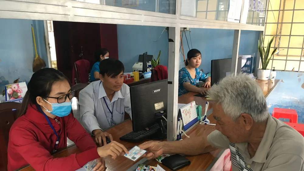 Ứng dụng công nghệ thông tin giúp giải quyết thủ tục hành chính đạt hiệu quả cao