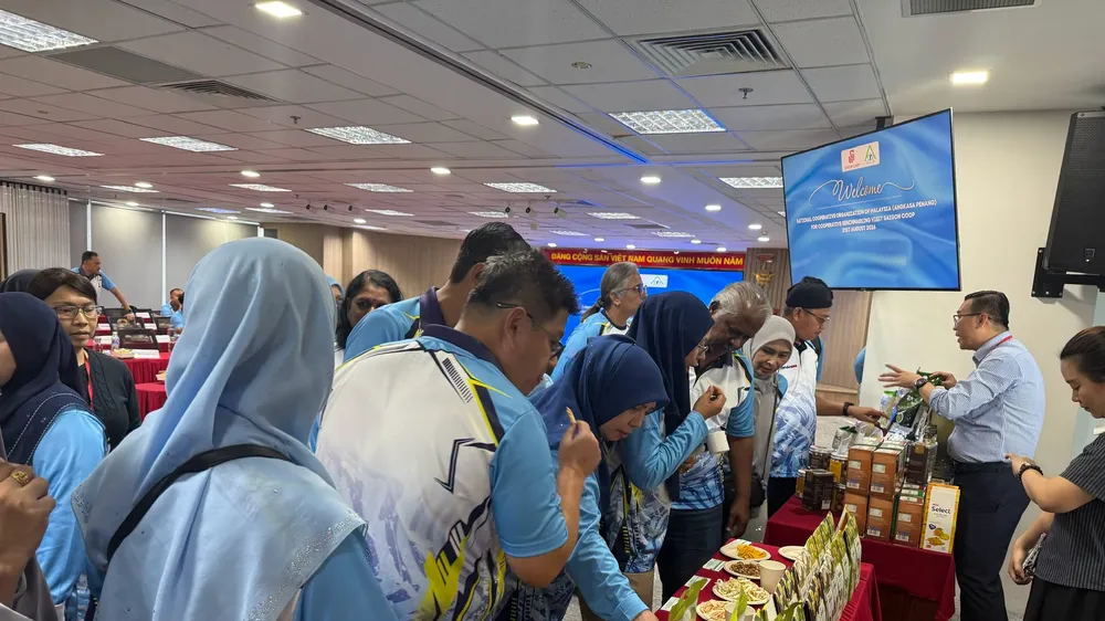 Đoàn đại biểu ANGKASA Penang thăm Saigon Co.op (ẢNH: THÚY HÀ)