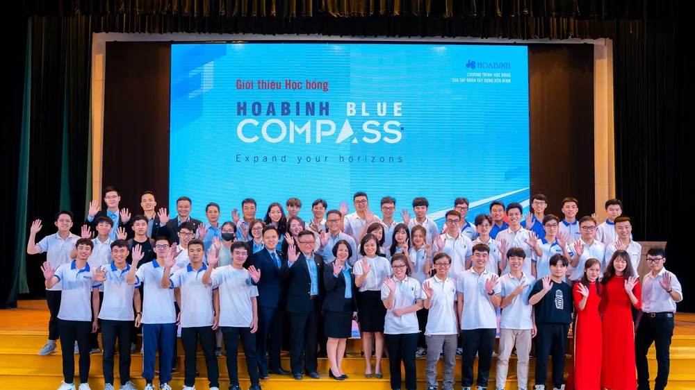 Tập đoàn Xây dựng Hòa Bình và Đại học Xây dựng Hà Nội ký kết hợp tác