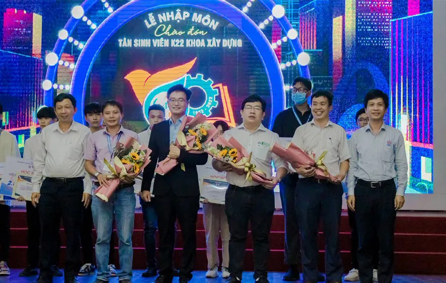 Onwa Tech trao học bổng cho tân sinh viên Khoa Xây dựng – Trường Đại học Sư phạm Kỹ thuật TPHCM
