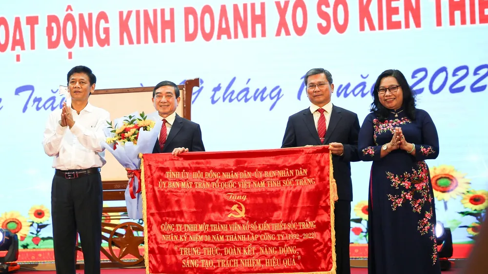 Công ty TNHH MTV XSKT Sóc Trăng 30 năm vì mục tiêu “Ích nước - Lợi nhà”