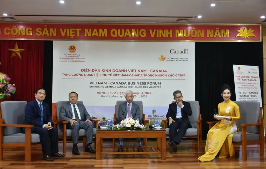Chủ tịch Tập đoàn Xây dựng Hòa Bình Lê Viết Hải tham dự Diễn đàn kinh doanh “Tăng cường quan hệ kinh tế Việt Nam - Canada”