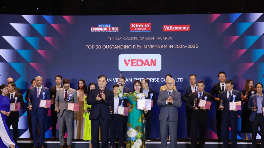 Công ty Vedan Việt Nam nhận Giải thưởng Rồng Vàng 2025 - Top 30 FDI tiêu biểu