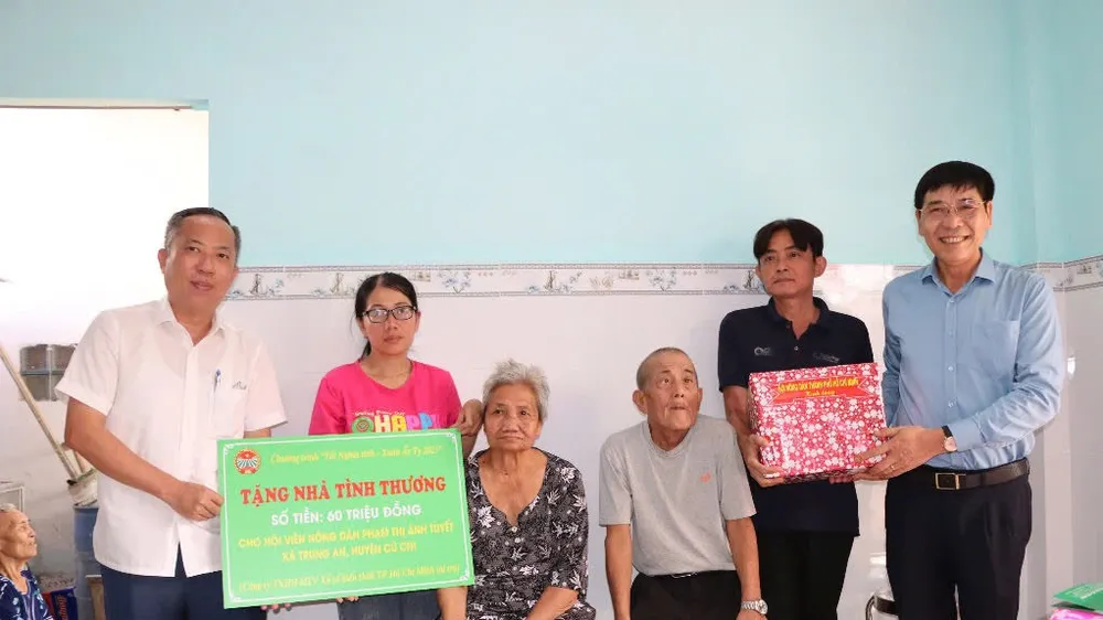 Công ty XSKT TPHCM tài trợ 5 căn nhà tình thương hỗ trợ nông dân có hoàn cảnh khó khăn