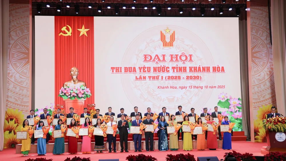 Yến sào Khánh Hòa: Bền bỉ trong thi đua yêu nước