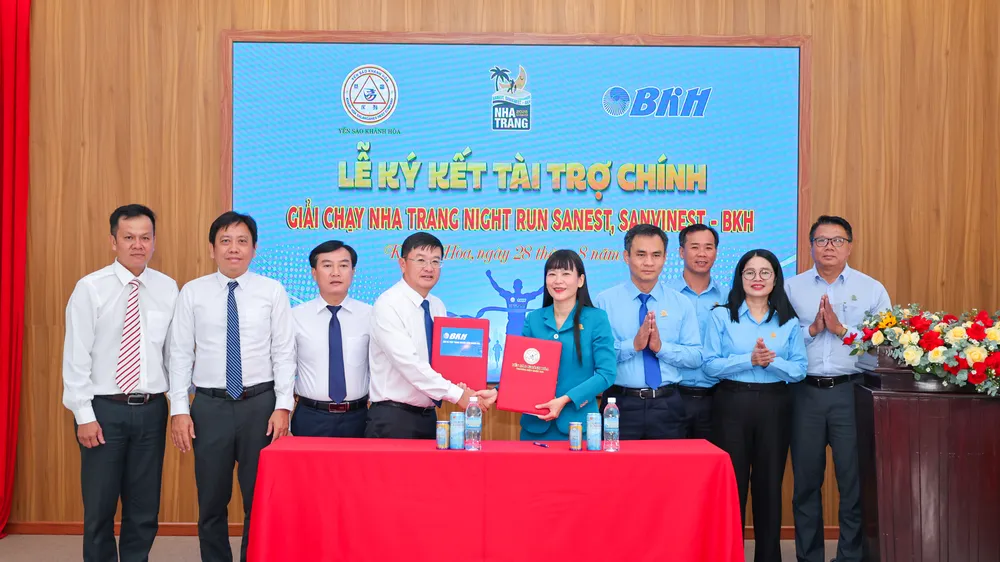 Công ty Yến sào Khánh Hòa tiếp tục đồng hành giải chạy Nha Trang Night Run Sanest, Sanvinest Báo Khánh Hòa năm 2026.