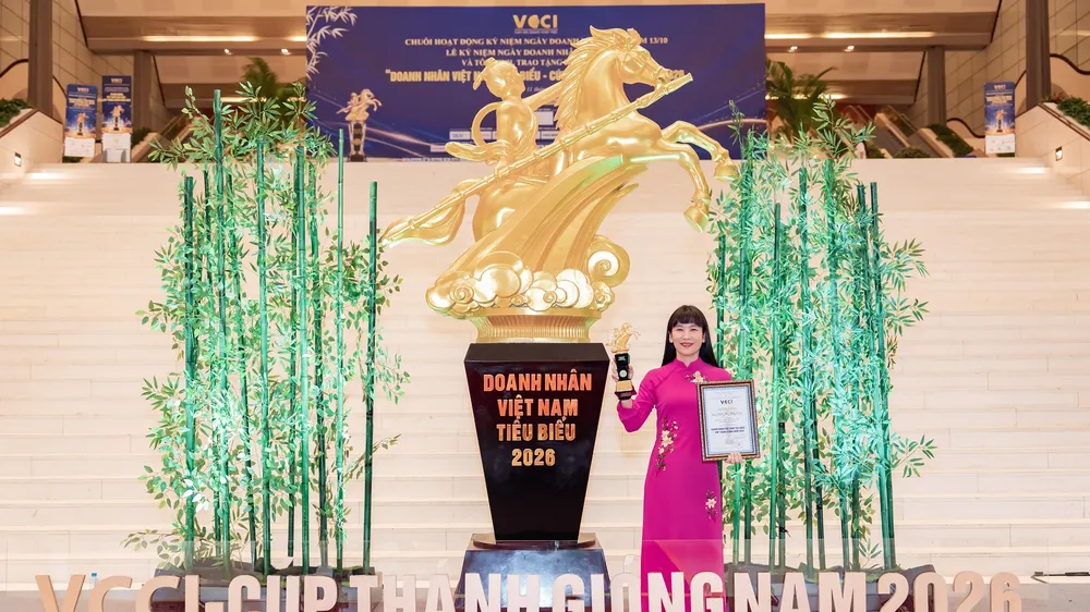 Chủ tịch HĐTV Công ty Yến sào Khánh Hòa nhận danh hiệu “Doanh nhân Việt Nam tiêu biểu - Cúp Thánh Gióng” năm 2026