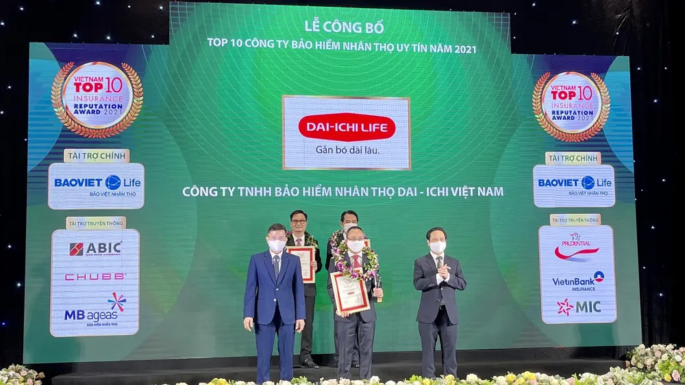 Dai-ichi life Việt Nam đạt danh hiệu top 3 công ty bảo hiểm nhân thọ uy tín năm 2021