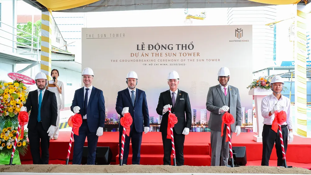 Masterise Homes động thổ tòa nhà văn phòng – thương mại The Sun Tower