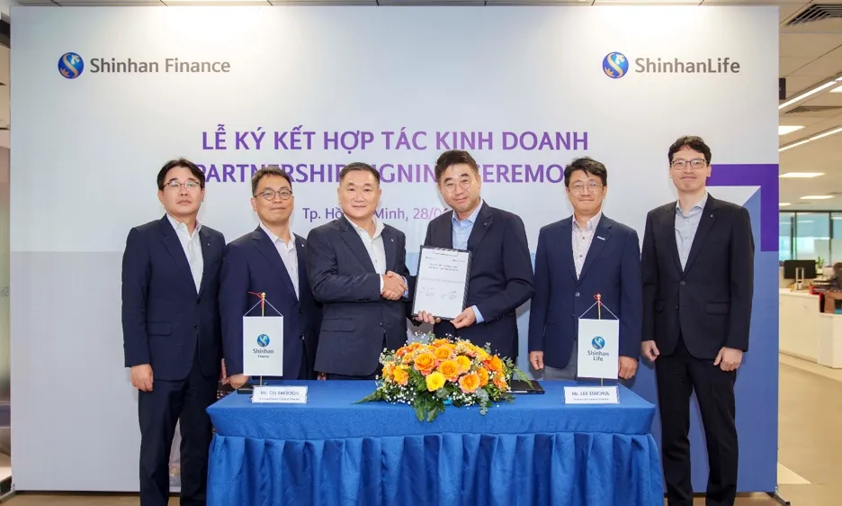 Shinhan Life Việt Nam “bắt tay” cùng Shinhan Finance mở rộng kênh phân phối bảo hiểm