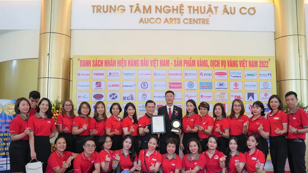 Dai-ichi Life Việt Nam nhận giải thưởng “Top 10 Dịch vụ vàng Việt Nam 2022”