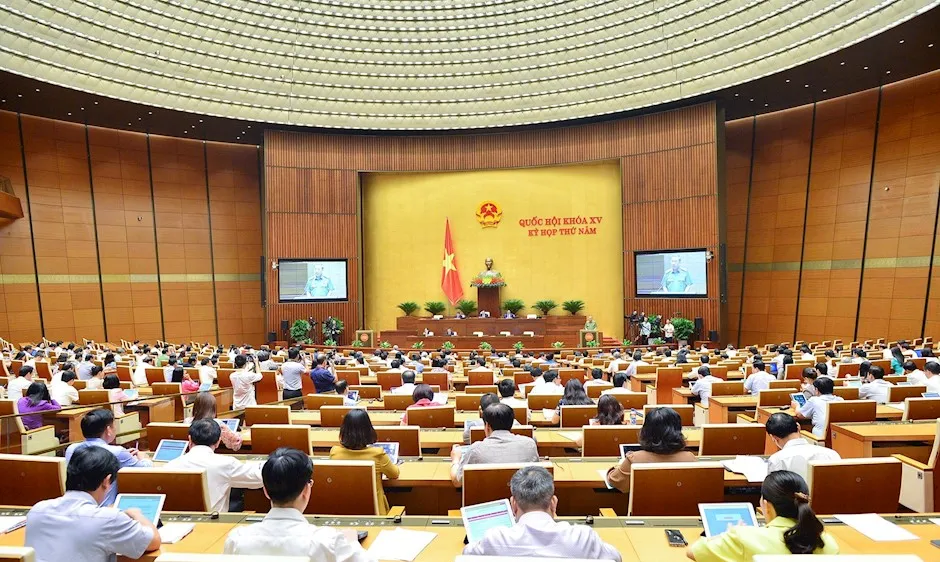 Kỳ họp thứ 5, Quốc họp thứ XV đang thảo luận về việc giảm thuế VAT như thế nào để chính sách đạt hiệu quả cao nhất