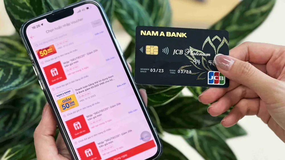 Thẻ tín dụng đáp ứng hầu hết nhu cầu chi tiêu, mua sắm của người dân 