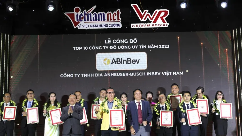 AB InBev 04 năm liên tiếp lọt Top 10 công ty đồ uống uy tín