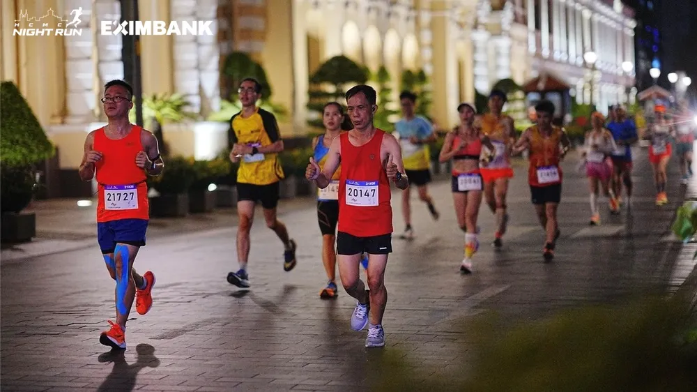 Khám phá thành phố lung linh qua cung đường chạy “di sản”
