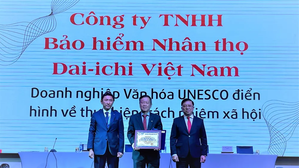 Dai-ichi Life Việt Nam nhận giải thưởng từ Liên hiệp các hội Unesco