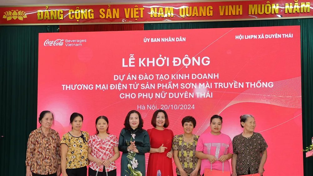 Đưa sản phẩm sơn mài truyền thống Duyên Thái ra thị trường bằng kênh thương mại điện tử