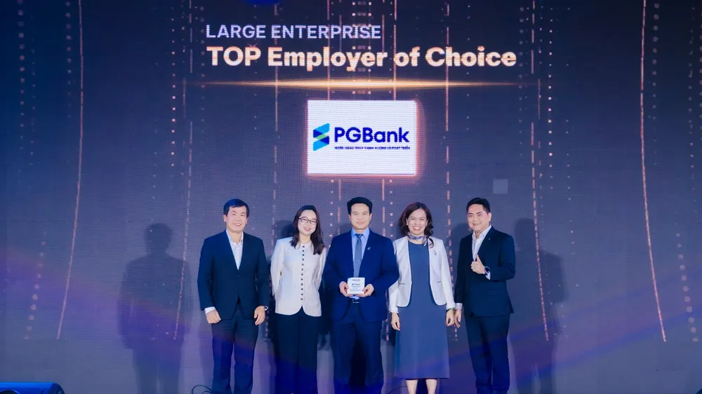CareerViet vinh danh PGBank là “Nhà tuyển dụng yêu thích”