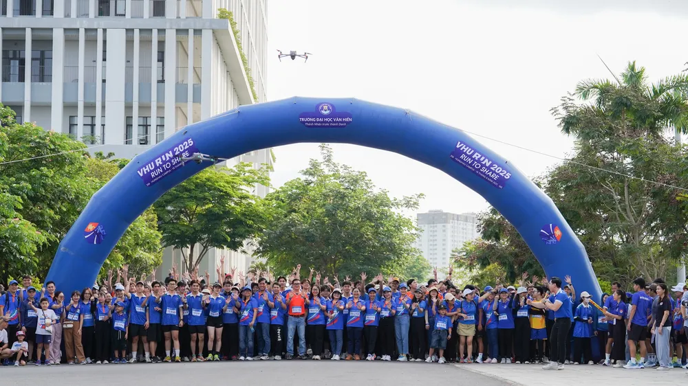 Với thông điệp “Run to share” – Chương trình vừa rèn luyện sức khỏe, vừa hướng tới gây quỹ vì cộng đồng