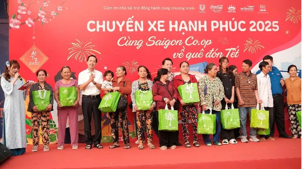 Mondelez Kinh Đô viết tiếp câu chuyện sum vầy với thông điệp “Thấy Kinh Đô là thấy tết”