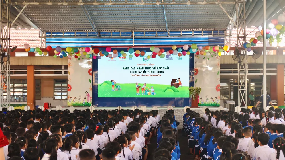 Không khí hào hứng của học sinh các khối trường Tiểu học Bình Hoà
