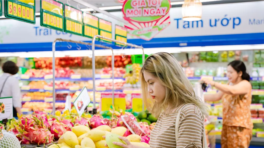 Saigon Co.op tăng cường trái cây nhập khẩu và nội địa đồng loạt giảm giá, phục vụ nhu cầu giải nhiệt mùa hè