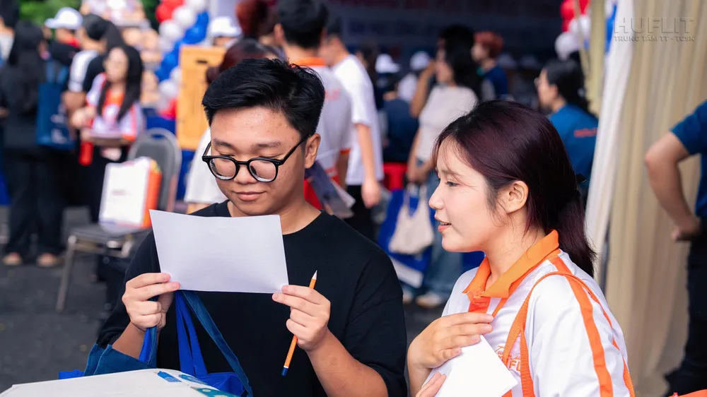 Huflit công bố điểm nhận hồ sơ xét tuyển năm 2026