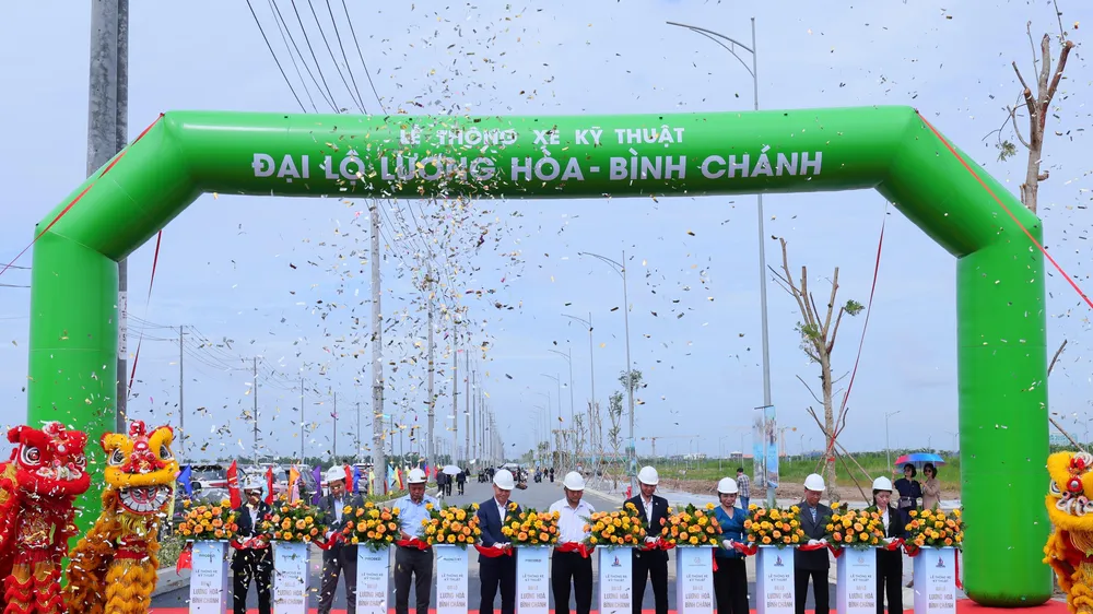 Đại lộ Lương Hòa – Bình Chánh thông xe, tăng kết nối phía Tây TPHCM