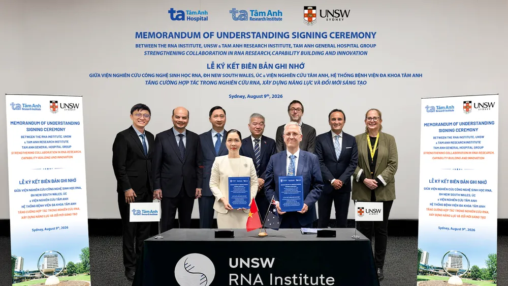 Lễ ký kết MOU diễn ra tại Đại học New South Wales (UNSW), Australia với sự chứng kiến của Tổng Lãnh sự Việt Nam. Ảnh: Viện Nghiên cứu Tâm Anh