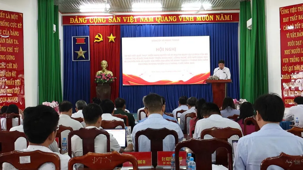 Ông Nguyễn Thanh Tùng, Bí thư Đảng ủy xã Minh Thạnh kết luận chỉ đạo tại hội nghị sơ kết 6 tháng đầu năm 2026 của Ban Chỉ đạo 57 xã