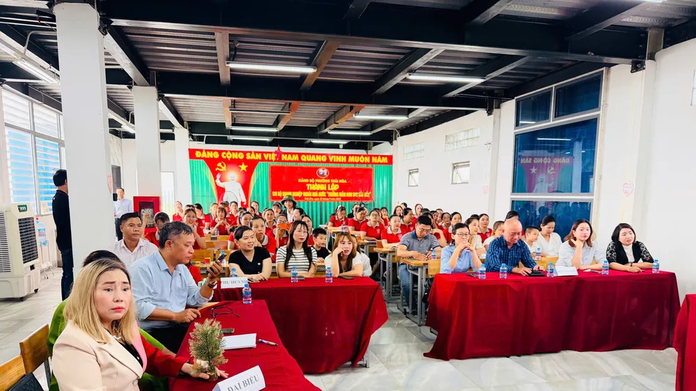 Đại biểu tham dự hội thảo về bảo vệ trẻ em trước bạo lực học đường
