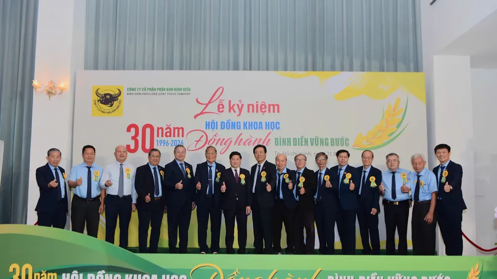 Các nhà khoa học luôn là điểm tựa về tri thức cho sự phát triển của Công ty CPPB Bình Điền