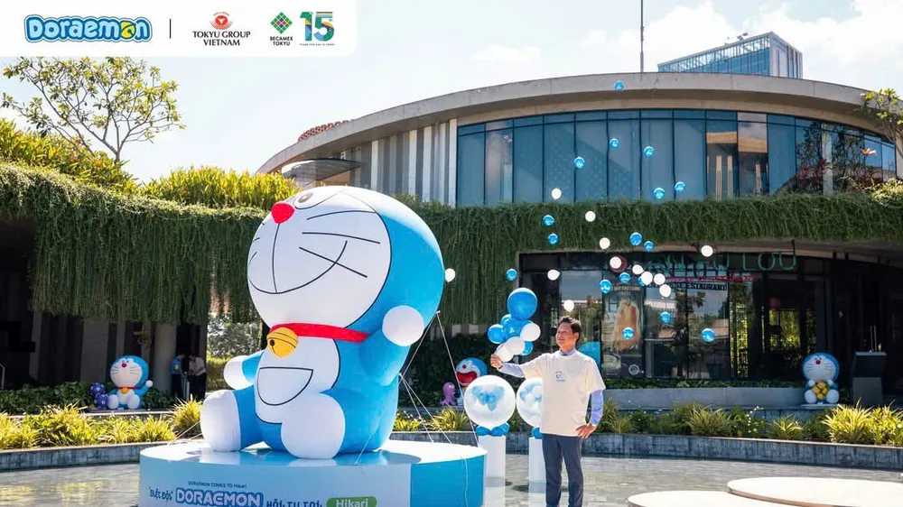 Ông Hirata Shuji, Tổng Giám đốc Công ty TNHH BECAMEX TOKYU với nghi thức khai mạc sự kiện “Biệt Đội Doraemon hội tụ tại Hikari