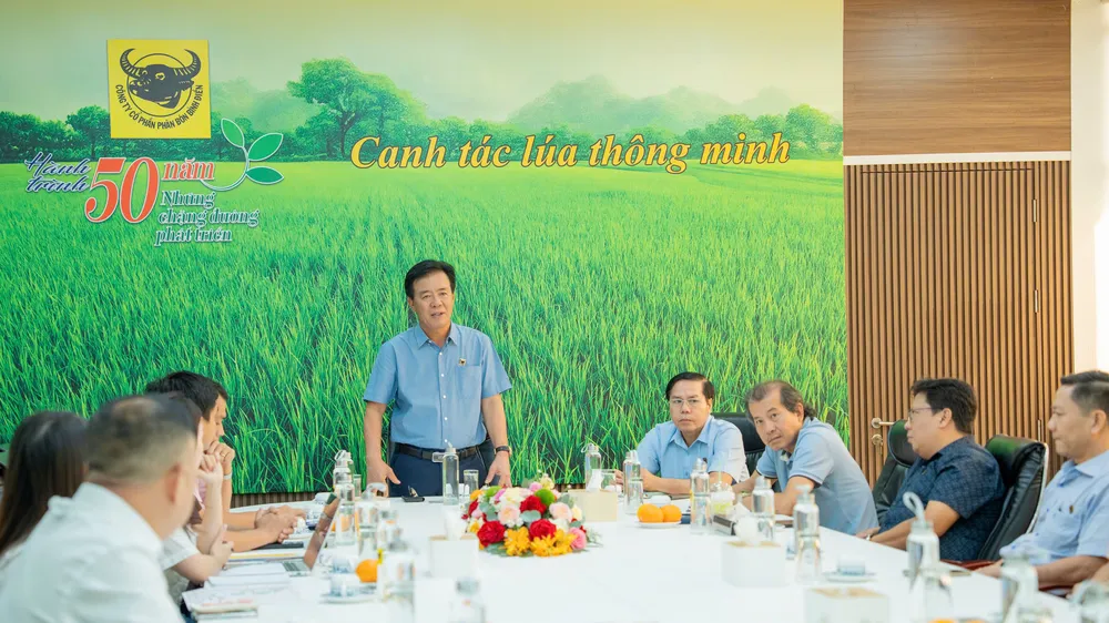 Ông Ngô Văn Đông, Tổng Giám đốc Công ty Cổ phần Phân bón Bình Điền phát biểu tại buổi khởi động dự án