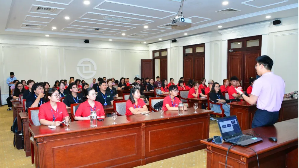 “Góc Nhà đầu tư”: tăng cường kết nối nhà đầu tư với thị trường chứng khoán