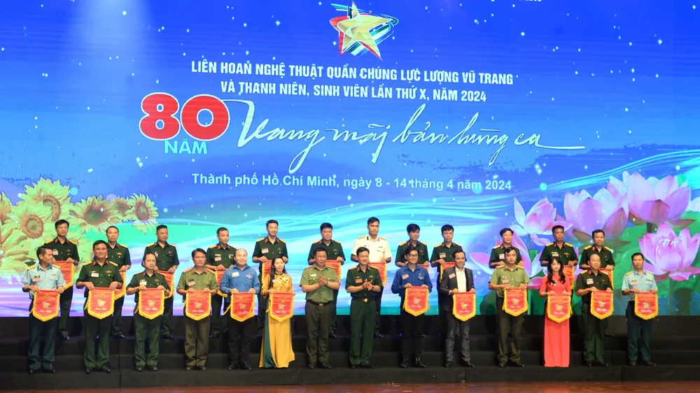 Khai mạc Liên hoan Nghệ thuật quần chúng, lực lượng vũ trang, thanh niên, sinh viên lần thứ 10