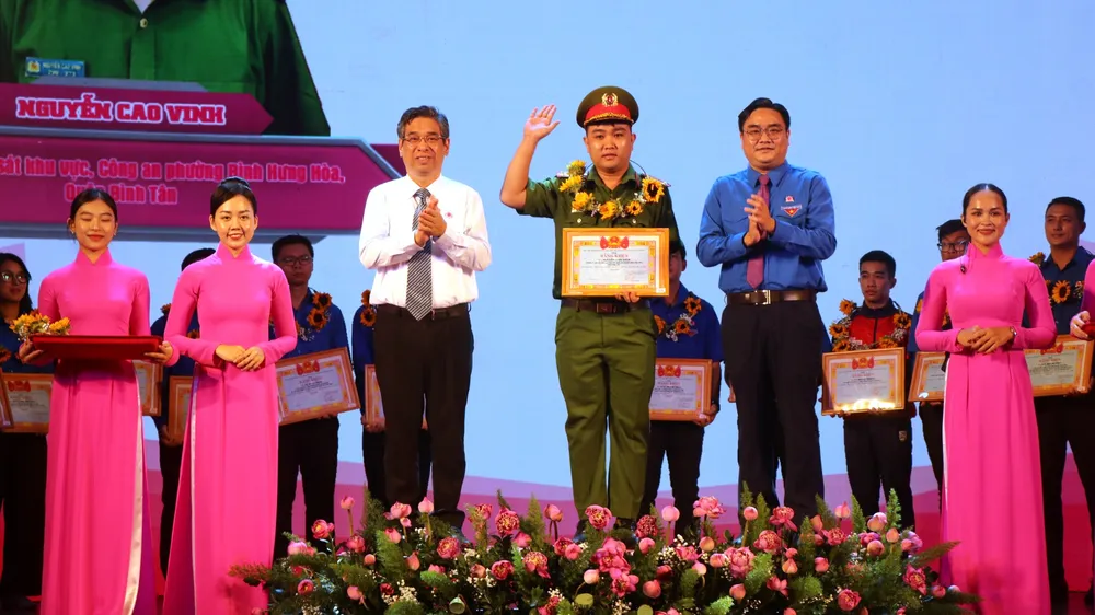TPHCM tuyên dương 263 thanh niên tiên tiến làm theo lời Bác 