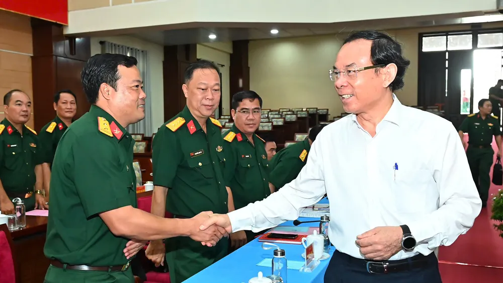 Bí thư Thành ủy TPHCM Nguyễn Văn Nên chủ trì phiên họp Đảng ủy Quân sự TPHCM cuối năm