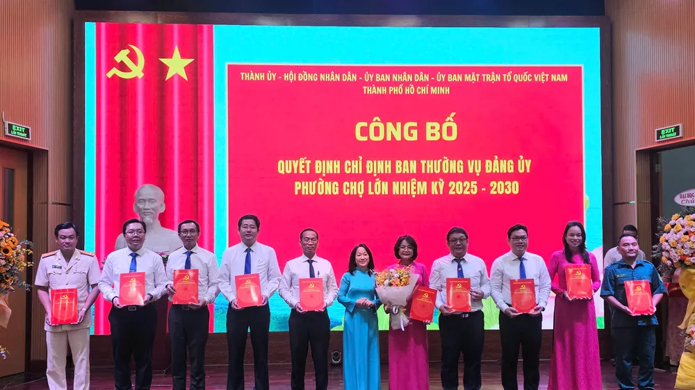 Phấn khởi lễ công bố thành lập các phường mới tại TPHCM