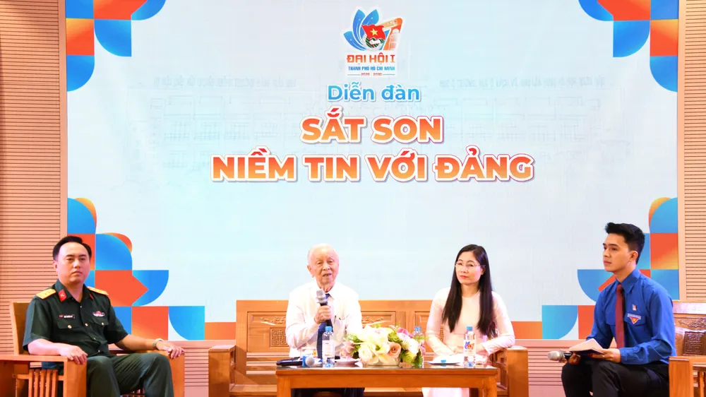 Các đại biểu trao đổi tại tọa đàm