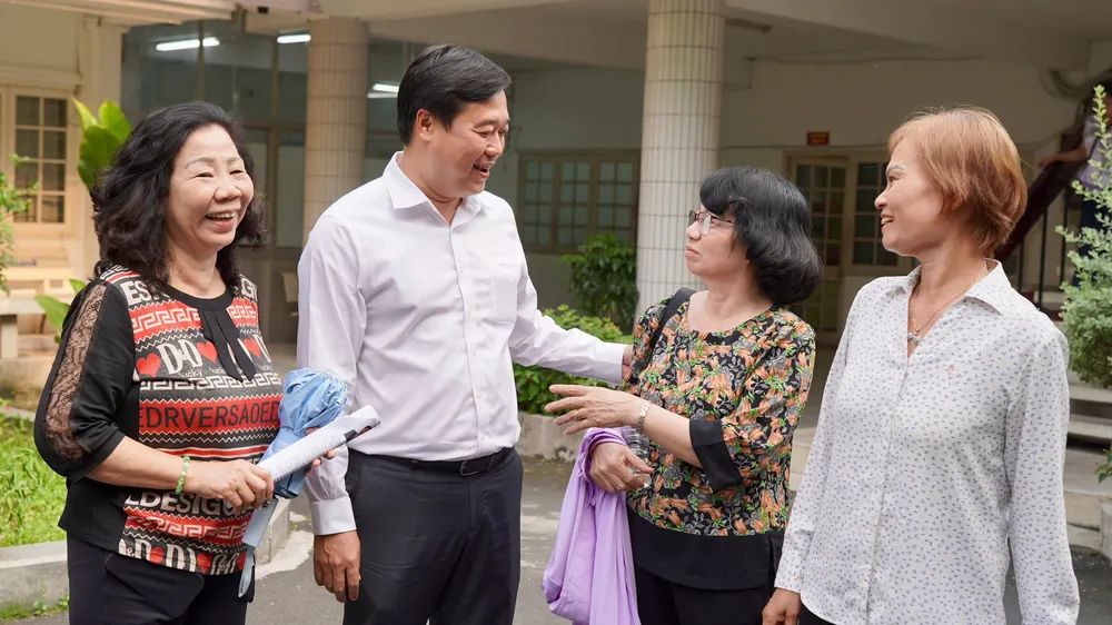 Cử tri mong muốn TPHCM có thêm giải pháp đầu tư hạ tầng giao thông kết nối