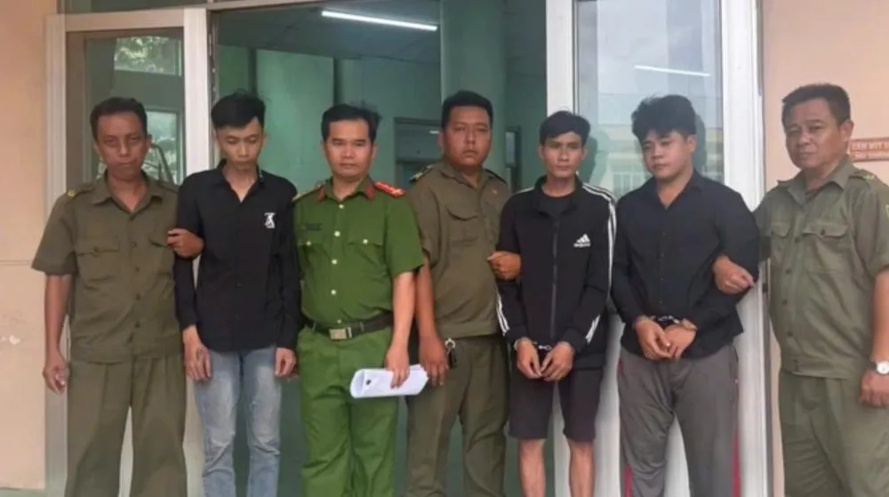Bắt 4 đối tượng đánh nhau tại KCN Sóng Thần 2