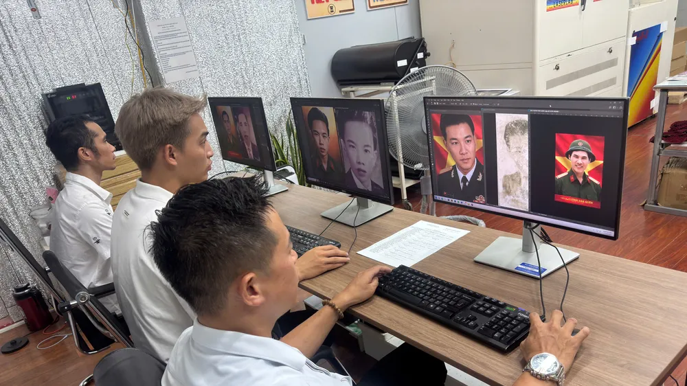 Phục dựng miễn phí ảnh liệt sĩ cho gia đình chính sách tại TPHCM
