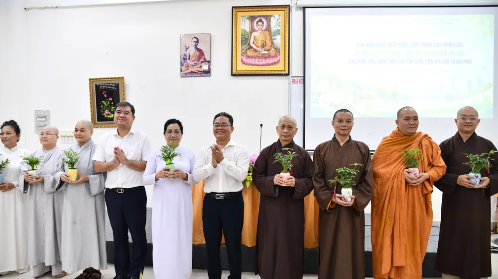 Xây dựng mỗi cơ sở tôn giáo thành điểm sáng về môi trường